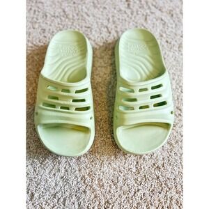 Teva ApreTrail Slide Recovery Shoe Seedling SZ W/8 and M/6